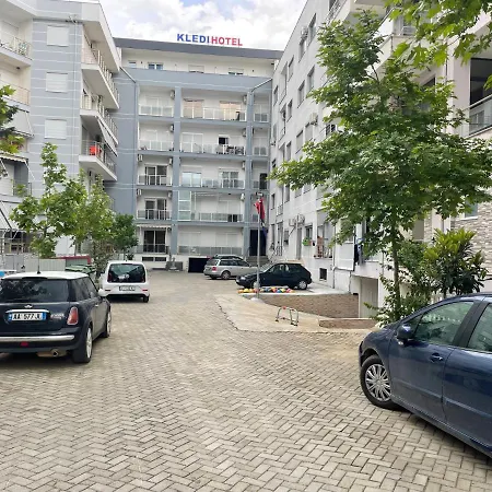 Shengjin Apartment